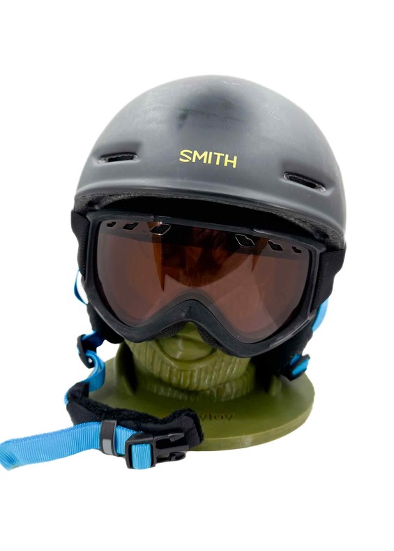 Скарбничка та Підставка Голова Терориста